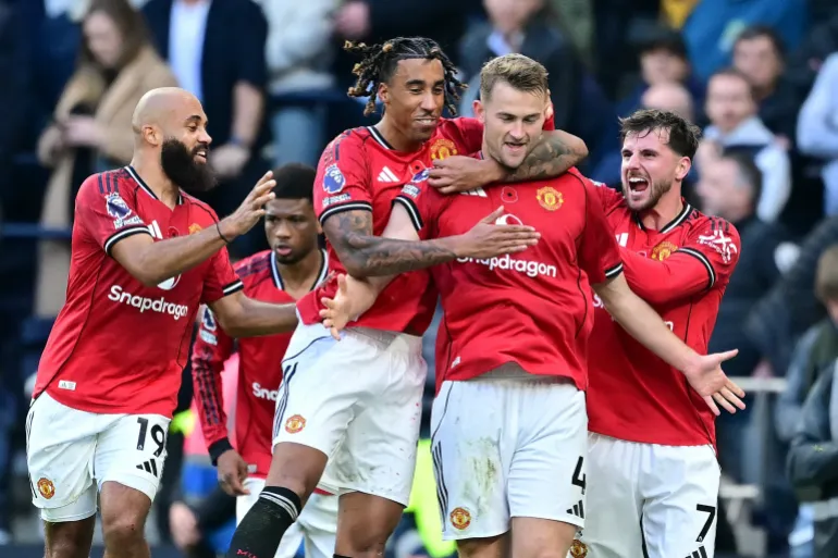 Last-Gasp Header Rescues Manchester United in Dramatic Draw